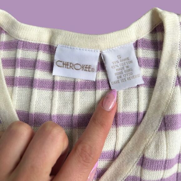 Vintage Cropped Lavender and White Stripe Cardigan - Picture 3 of 5